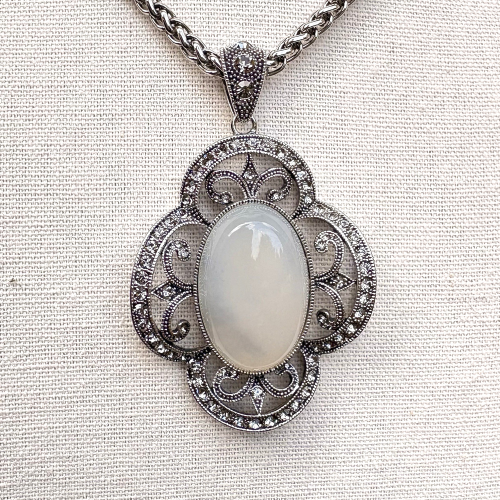 Marcasite Style‎ Faux Moonstone Pendant Necklace Silver Tone Chain 32"
